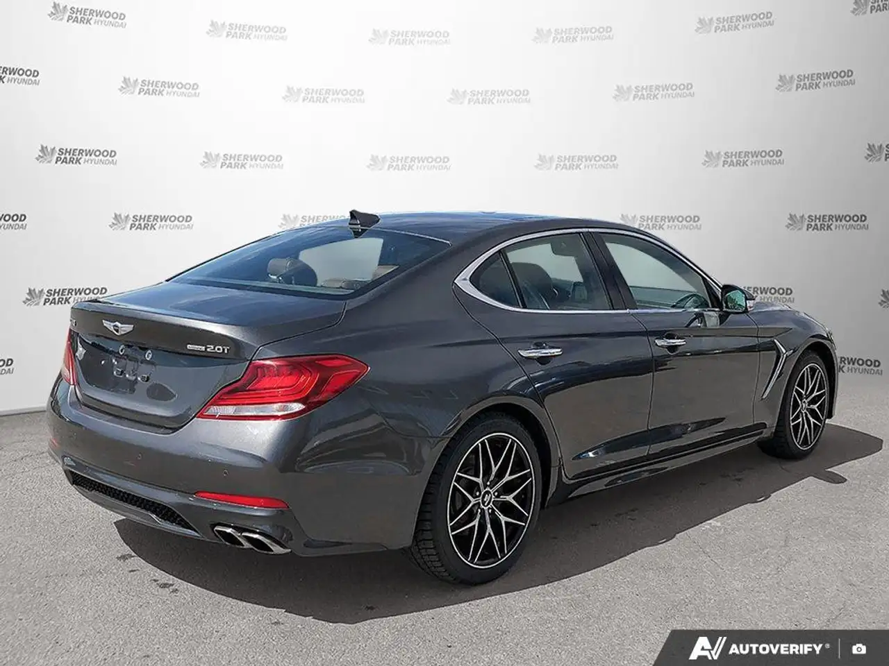 Genesis G70 снимка Genesis G70