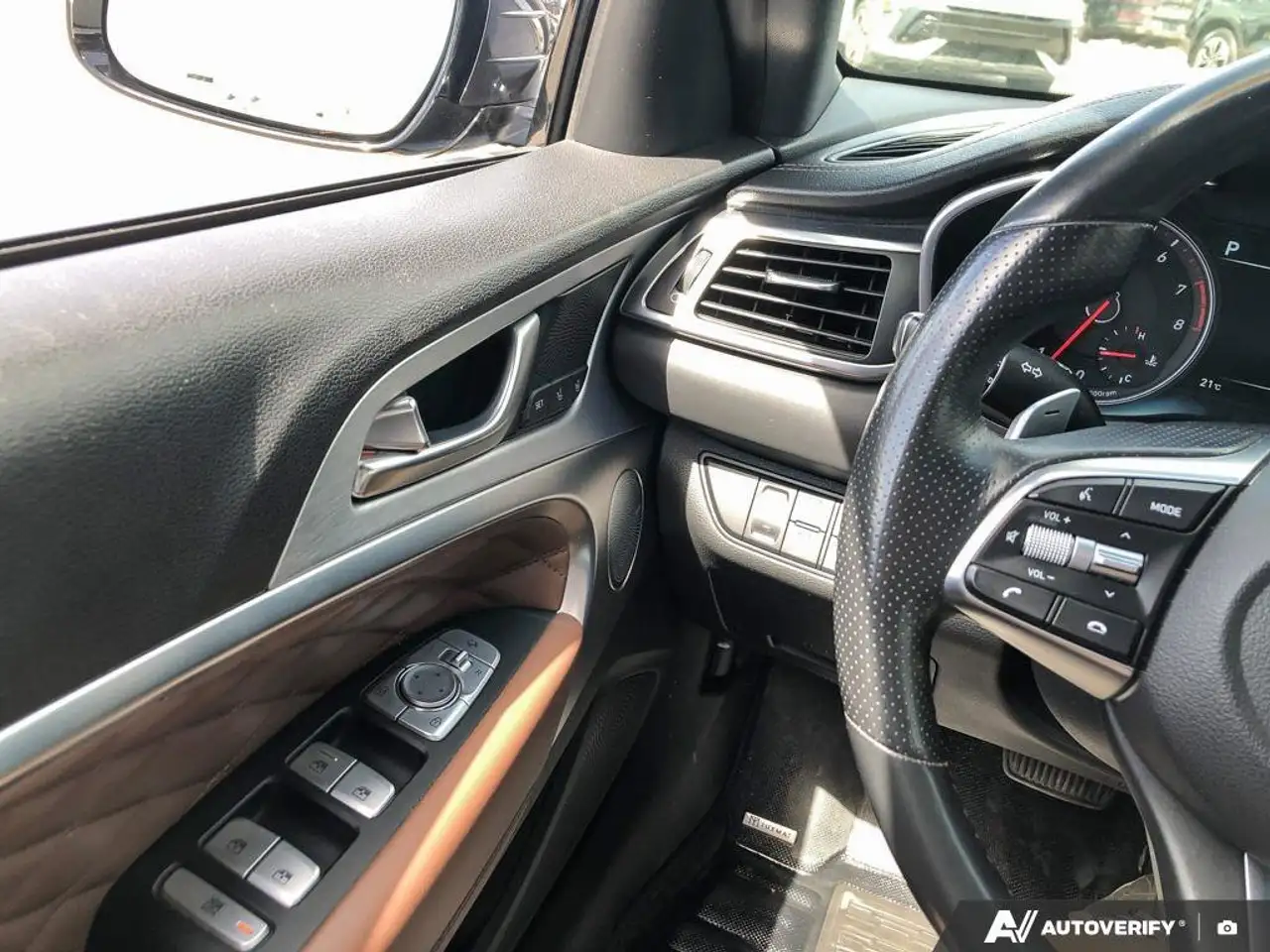 Genesis G70 снимка Genesis G70