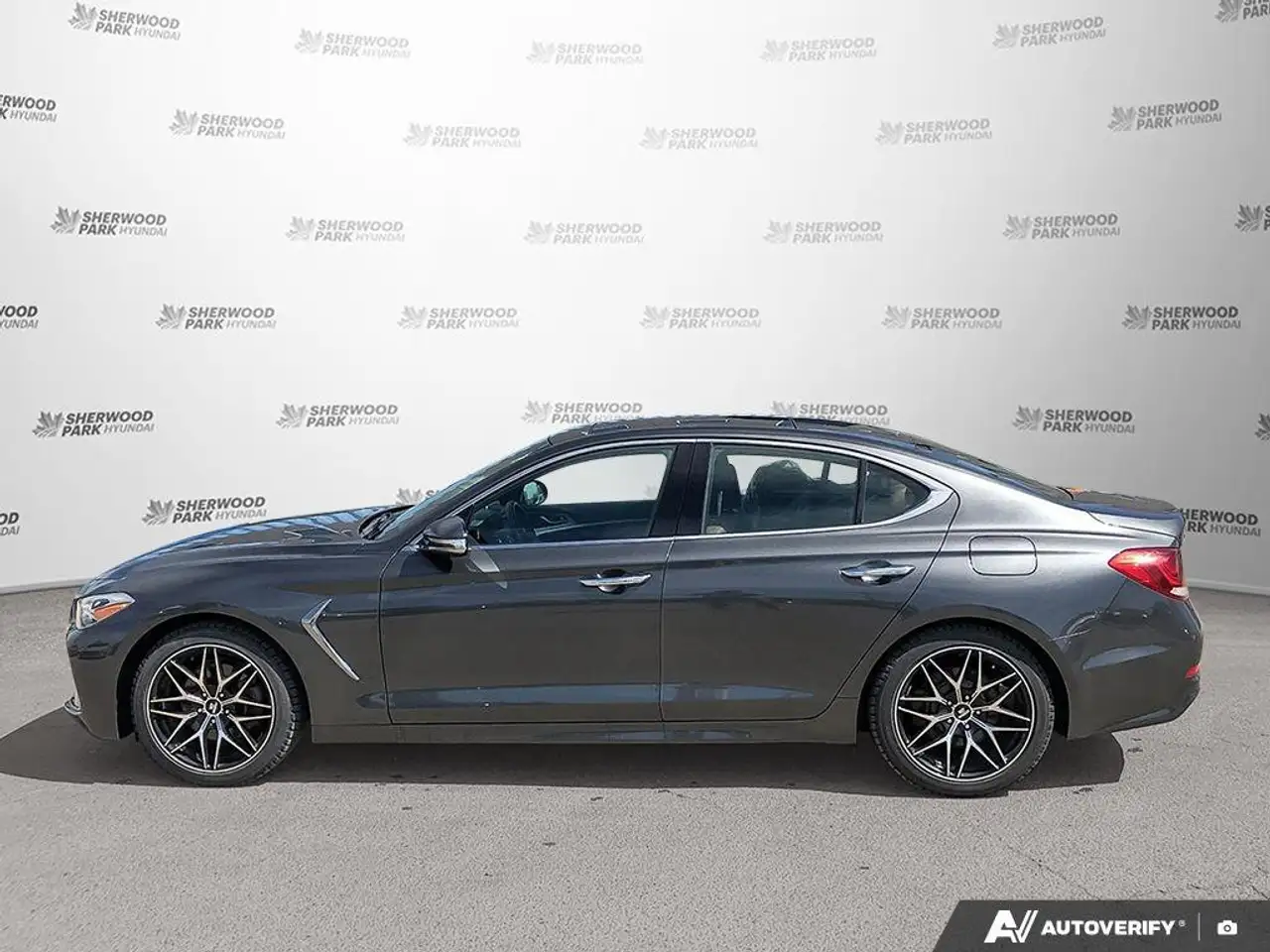 Genesis G70 снимка Genesis G70