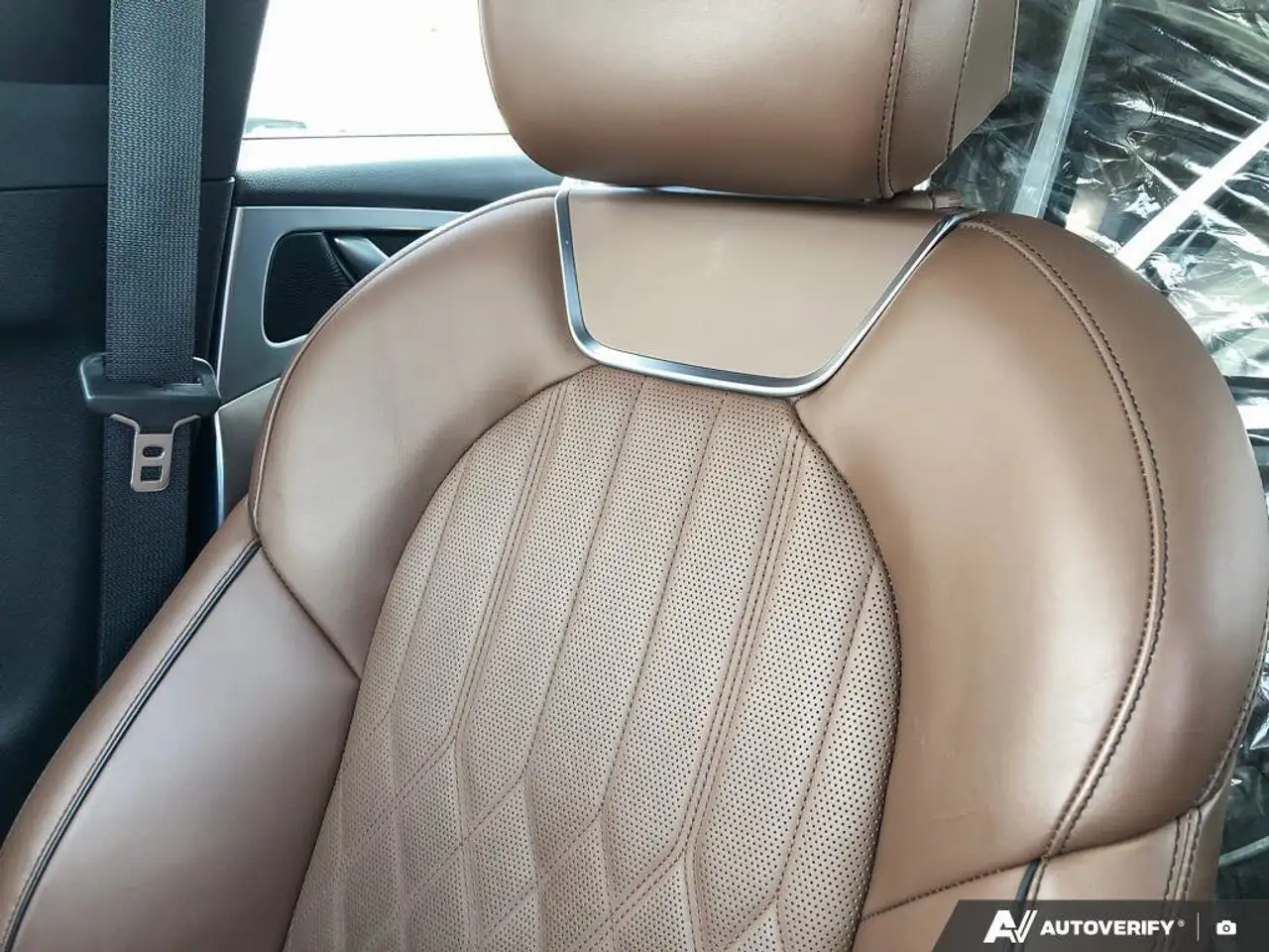 Genesis G70 снимка Genesis G70