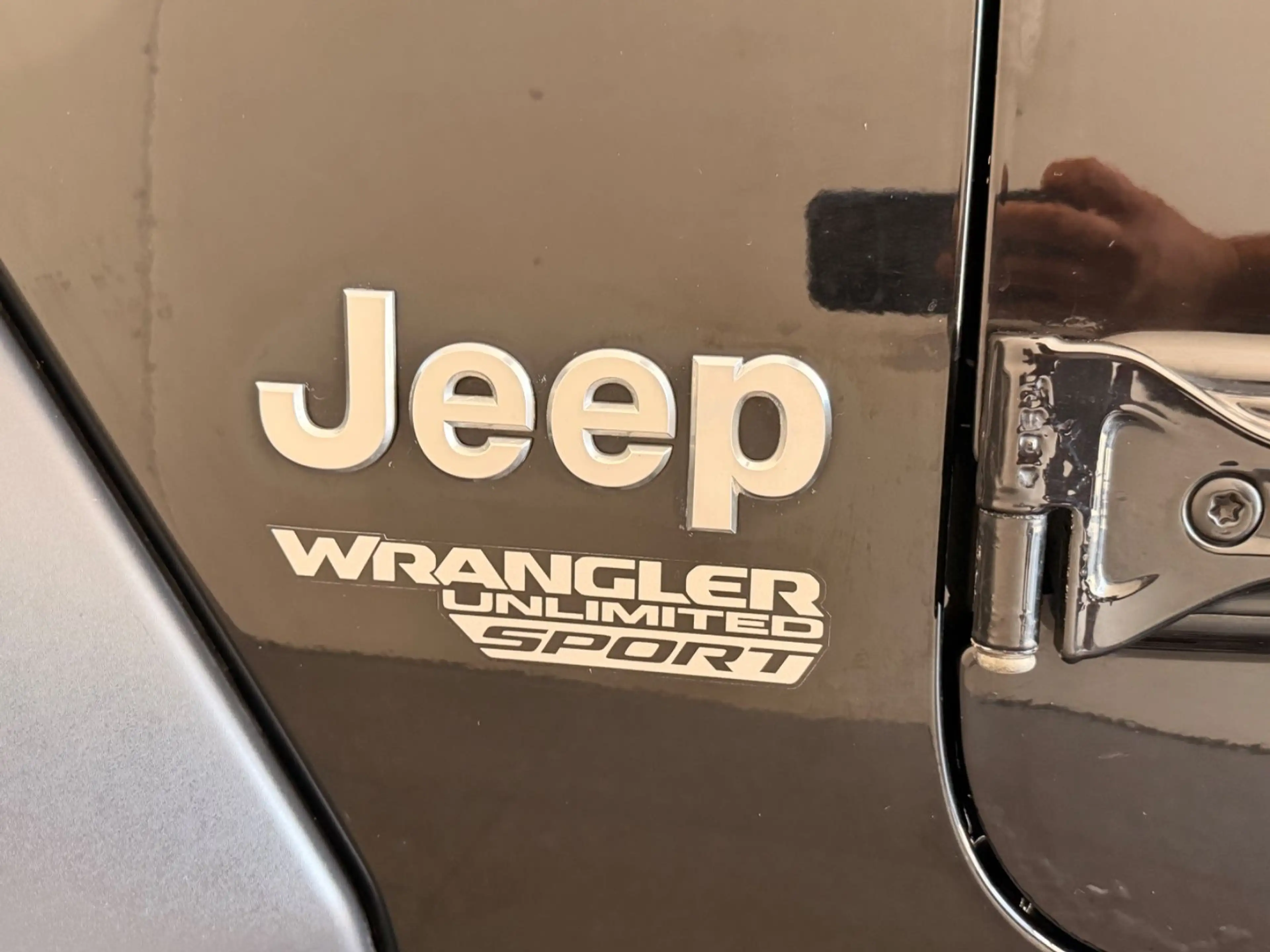 Jeep Wrangler / Wrangler Unlimited Sport — photo 11