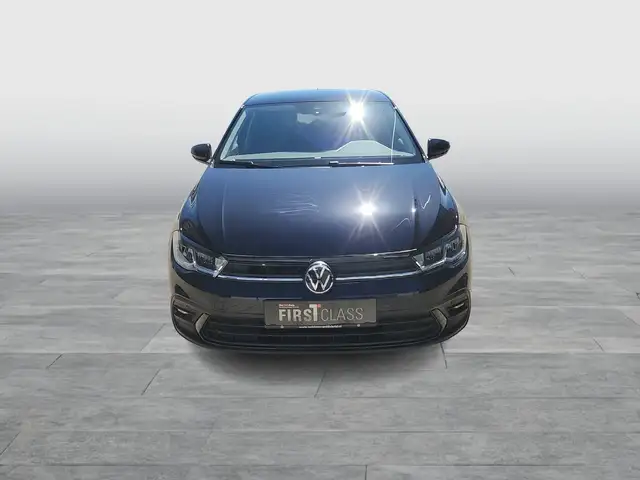 Volkswagen Polo view 2