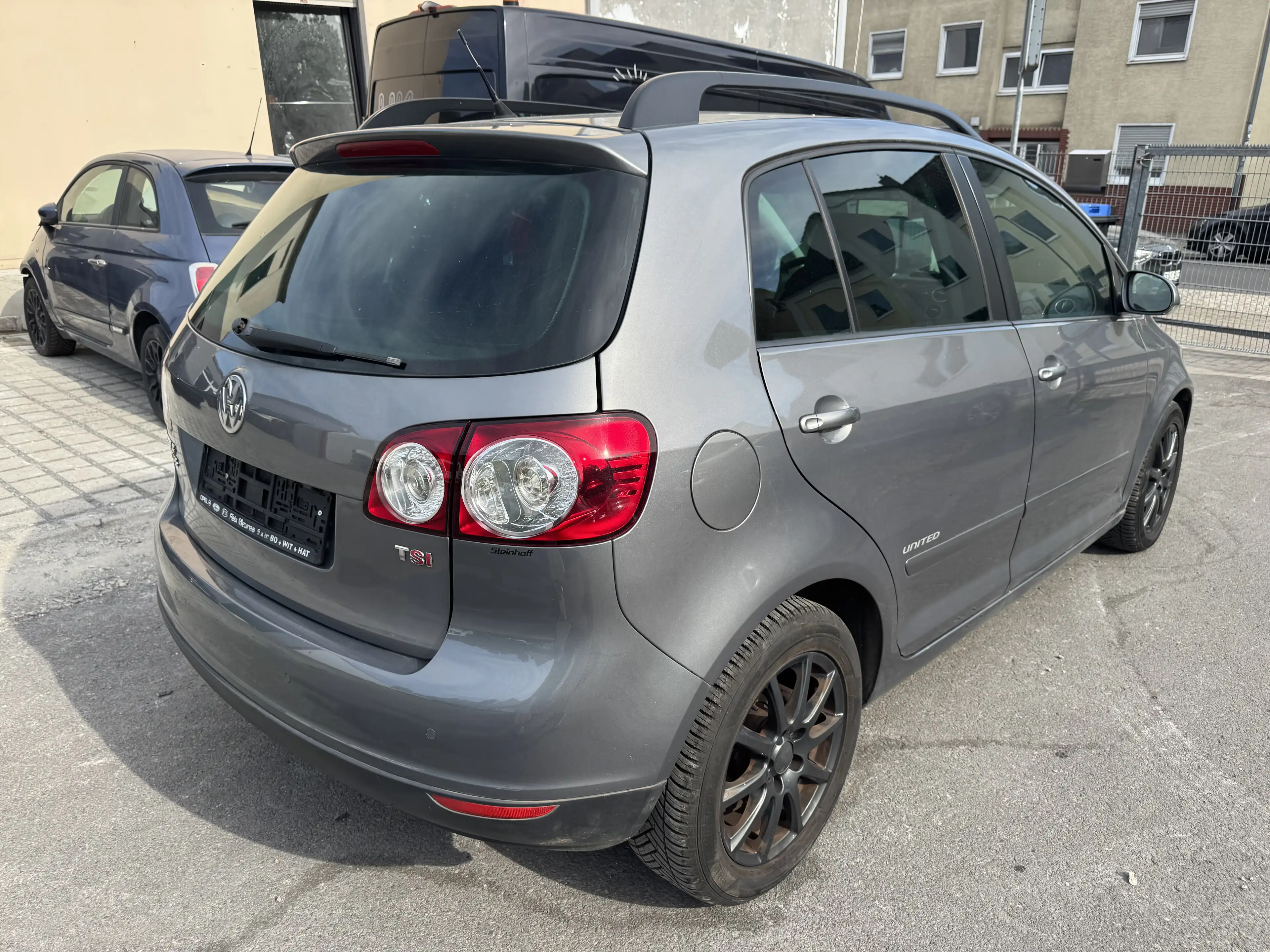 Volkswagen Golf Plus United/Navi/Tempomat/SHZ/Klima/PDC/Alu/Schiebedach — photo 4