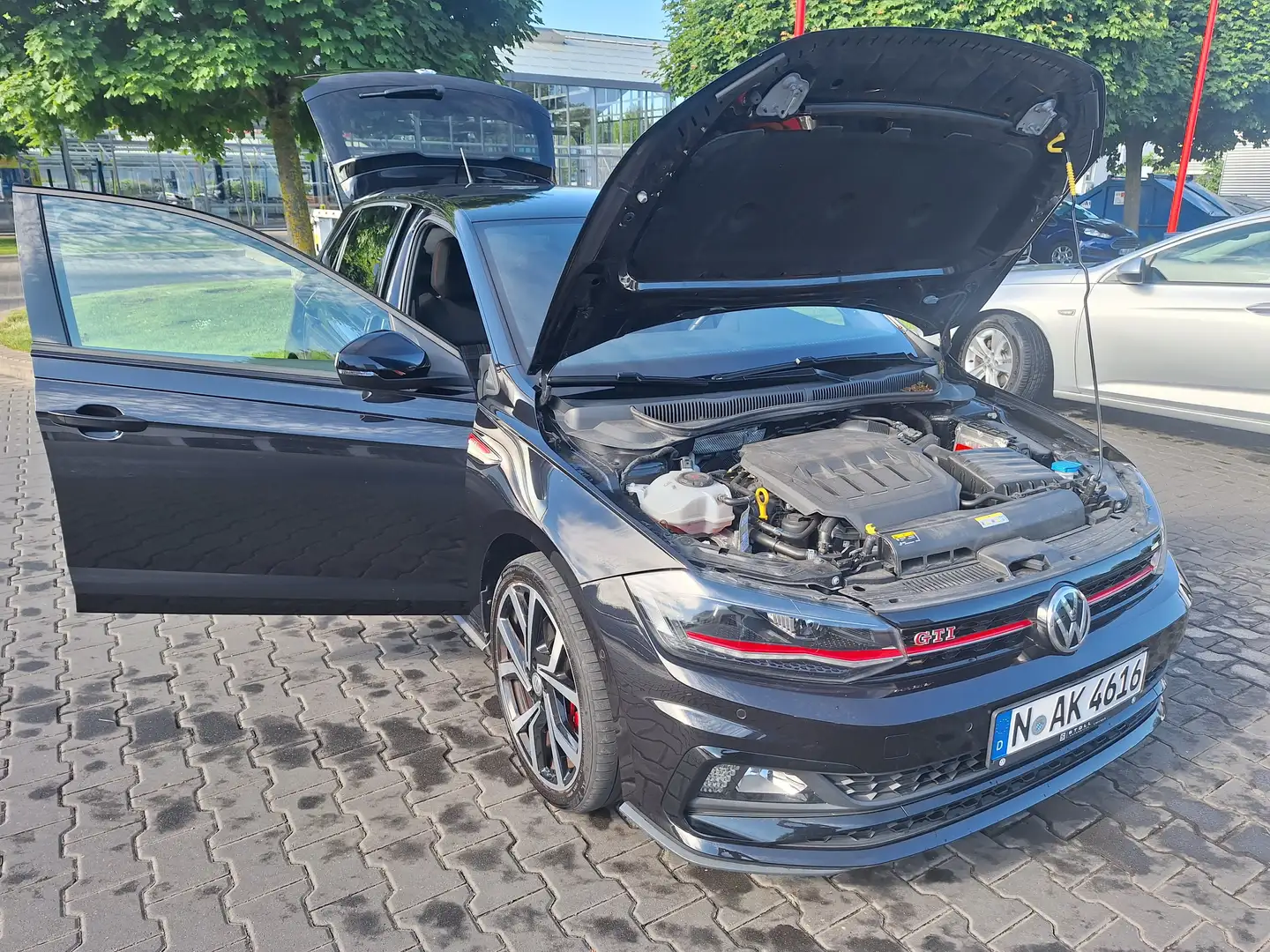 Volkswagen Polo GTI Polo 2.0 TSI OPF DSG GTI Schwarz - 1