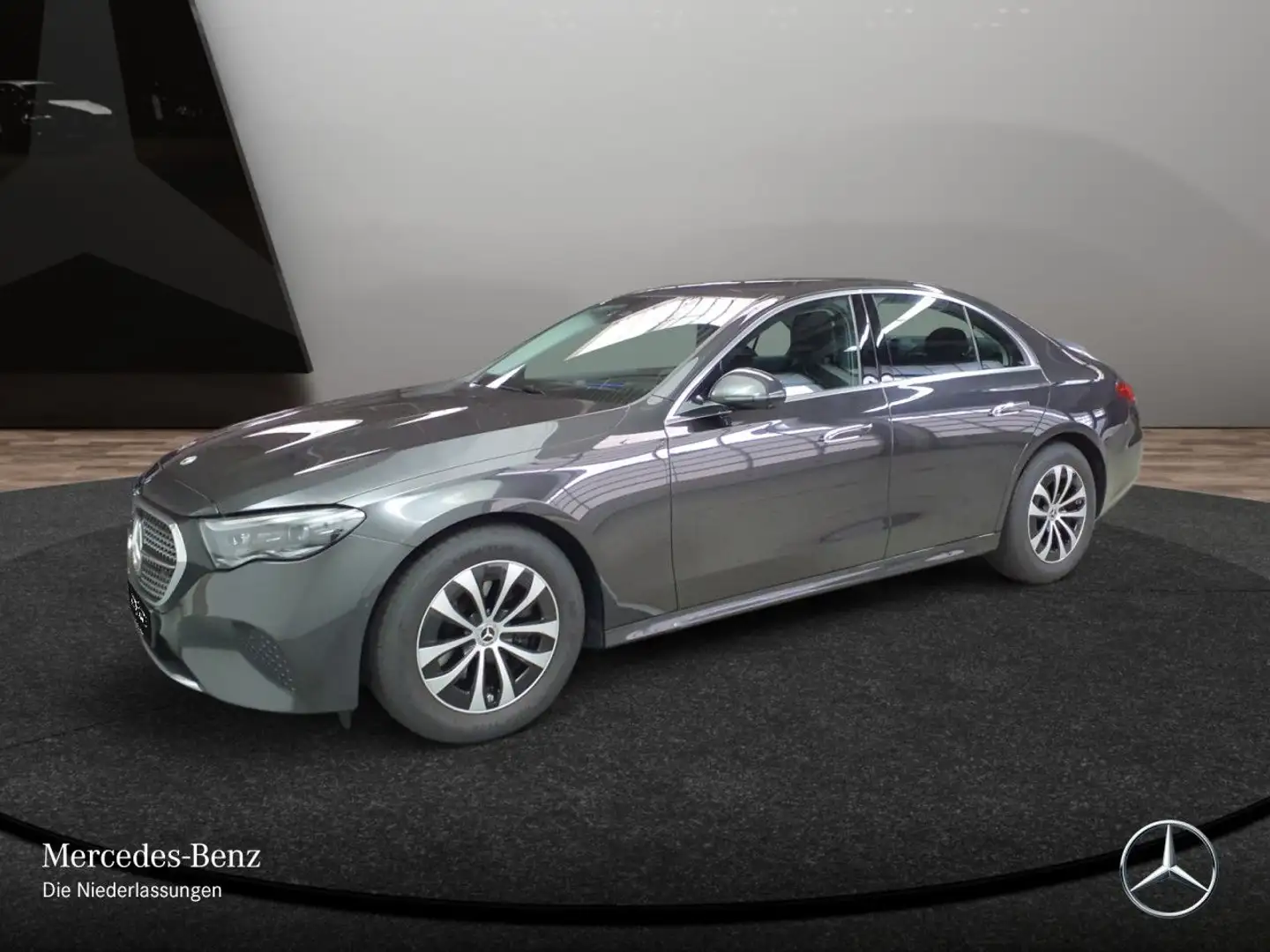 Mercedes-Benz E 220 d Avantgarde 360° Distr. AHK Sitzklima PTS Grau - 2