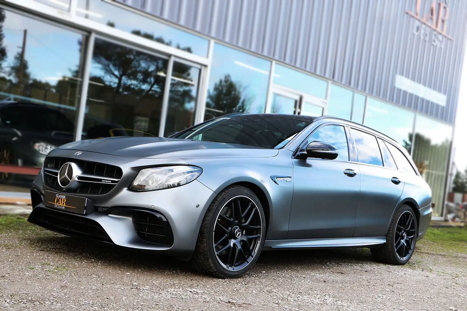 Mercedes-Benz E 63 AMG Classe E Break 63 AMG 4-Matic A Grau - 2