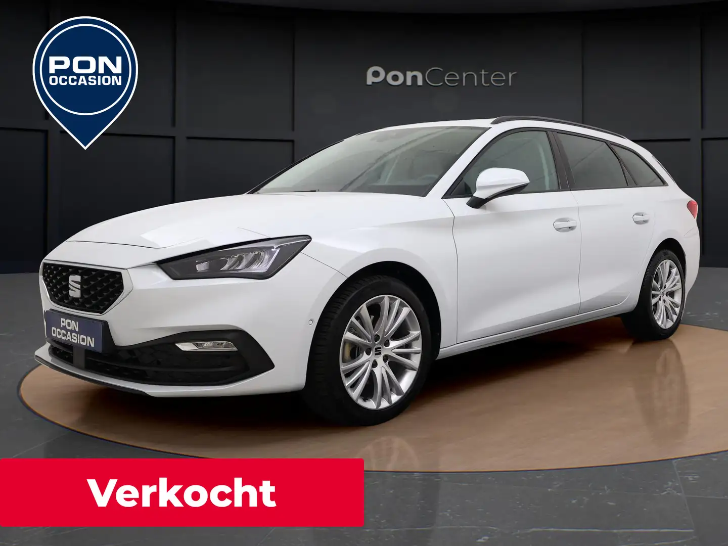SEAT Leon Sportstourer 1.0 eTSI 110 PK DSG Style Business In Wit - 1