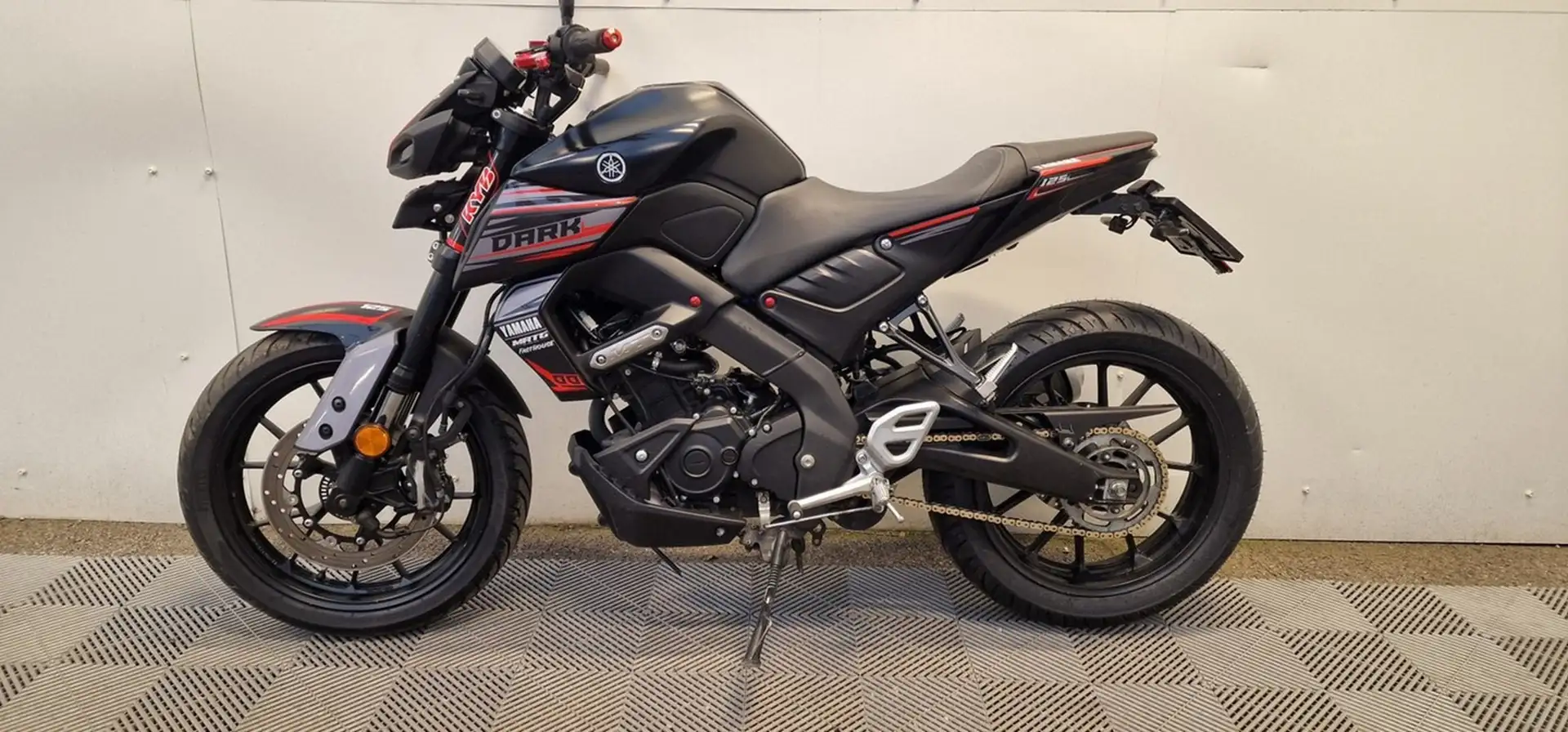 Yamaha MT-125 Negru - 2