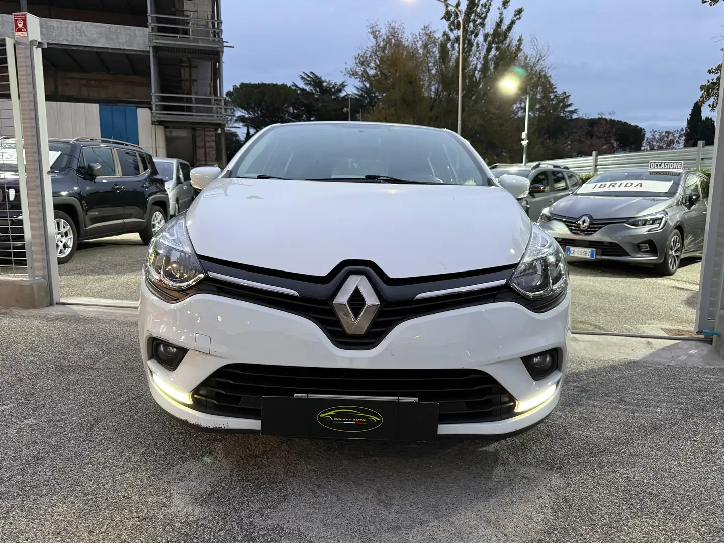 Renault Clio Clio IV 1.5 dci energy Business 75cv VEDI FOTO Bianco - 1