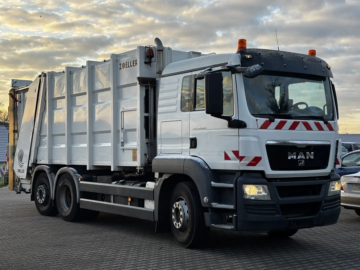 MAN TGS Müllwagen 26.320 FG / 6x2 BL Automatik Weiß - 1