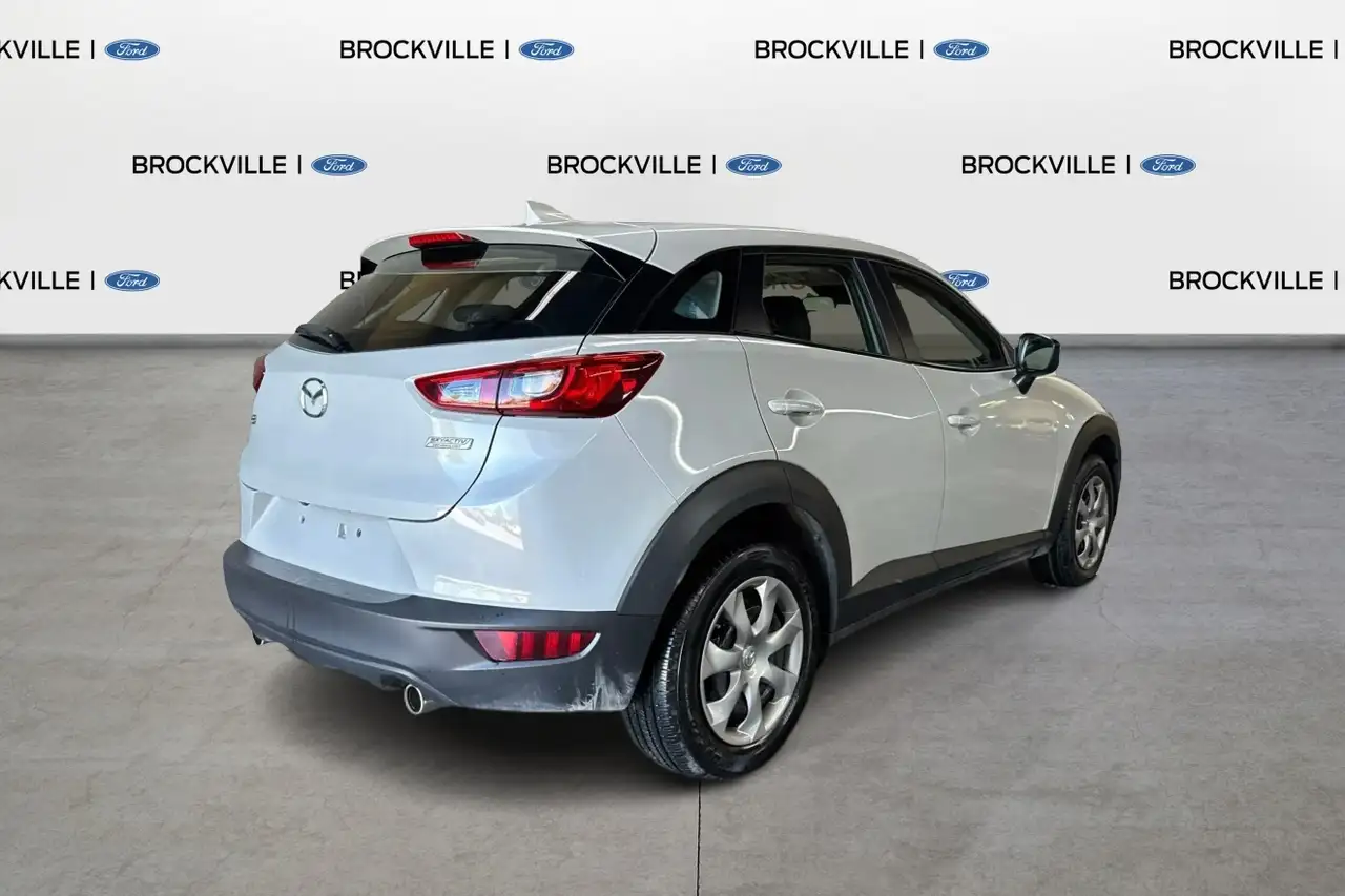 Mazda CX-3 снимка Mazda CX-3