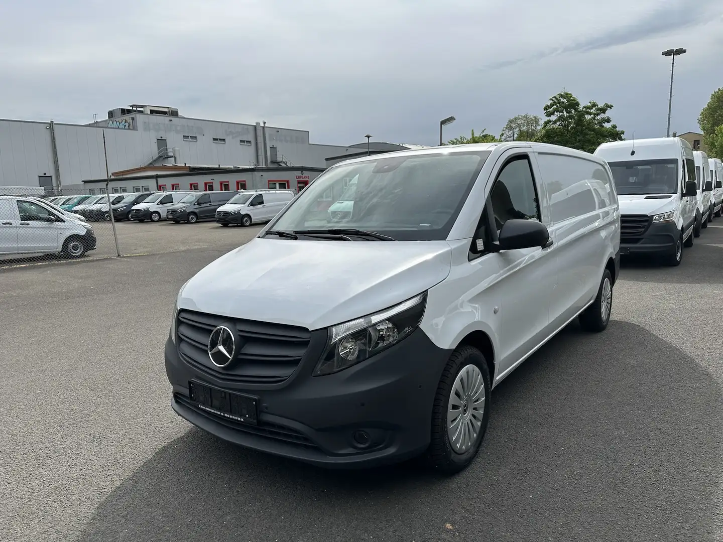 Mercedes-Benz Vito 116 CDI PRO RWD extralang 2,5 to AHK Last Weiß - 2