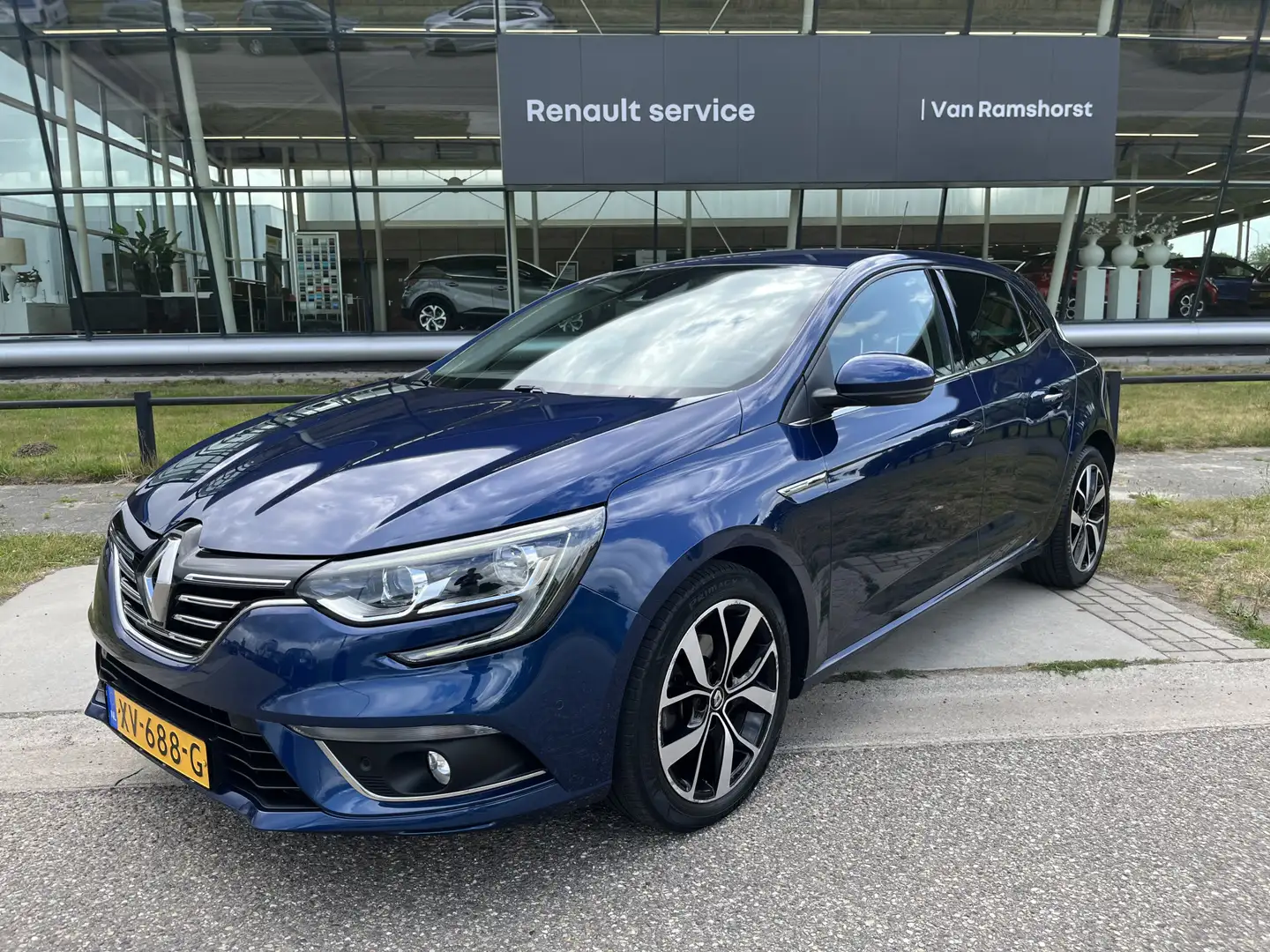 Renault Megane 1.3 TCe Bose 140PK / Camera / Groot scherm / Aut. Blau - 1
