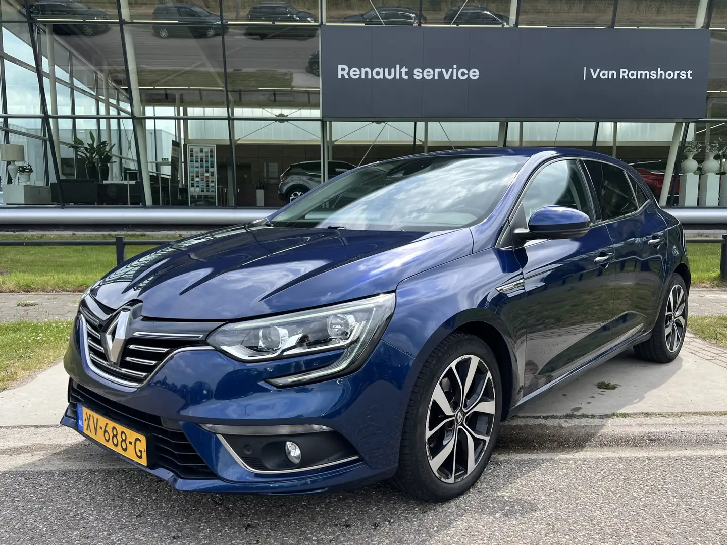 Renault Megane 1.3 TCe Bose 140PK / Camera / Groot scherm / Aut. Blauw - 1