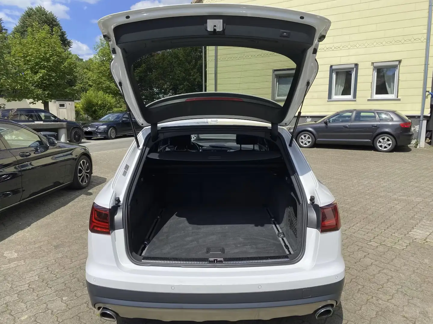 Audi A6 allroad A6 Allroad 3,0 TDI Intense Quattro tiptronic Intense Weiß - 1