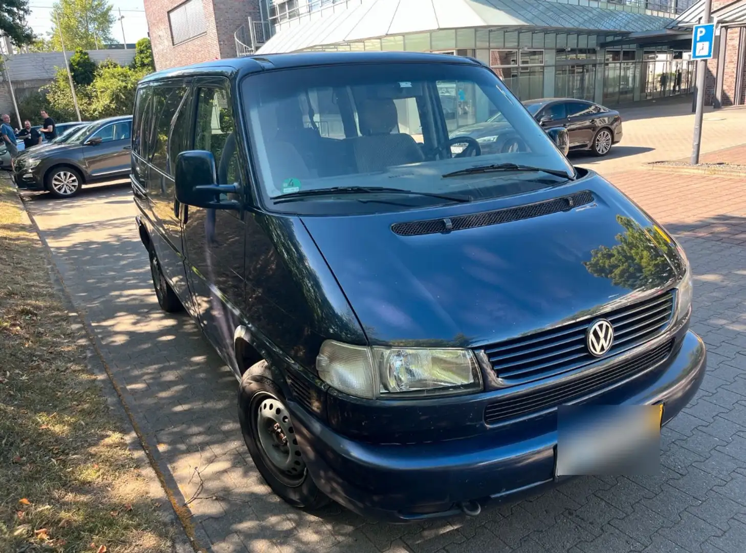 Volkswagen T4 Multivan - 1