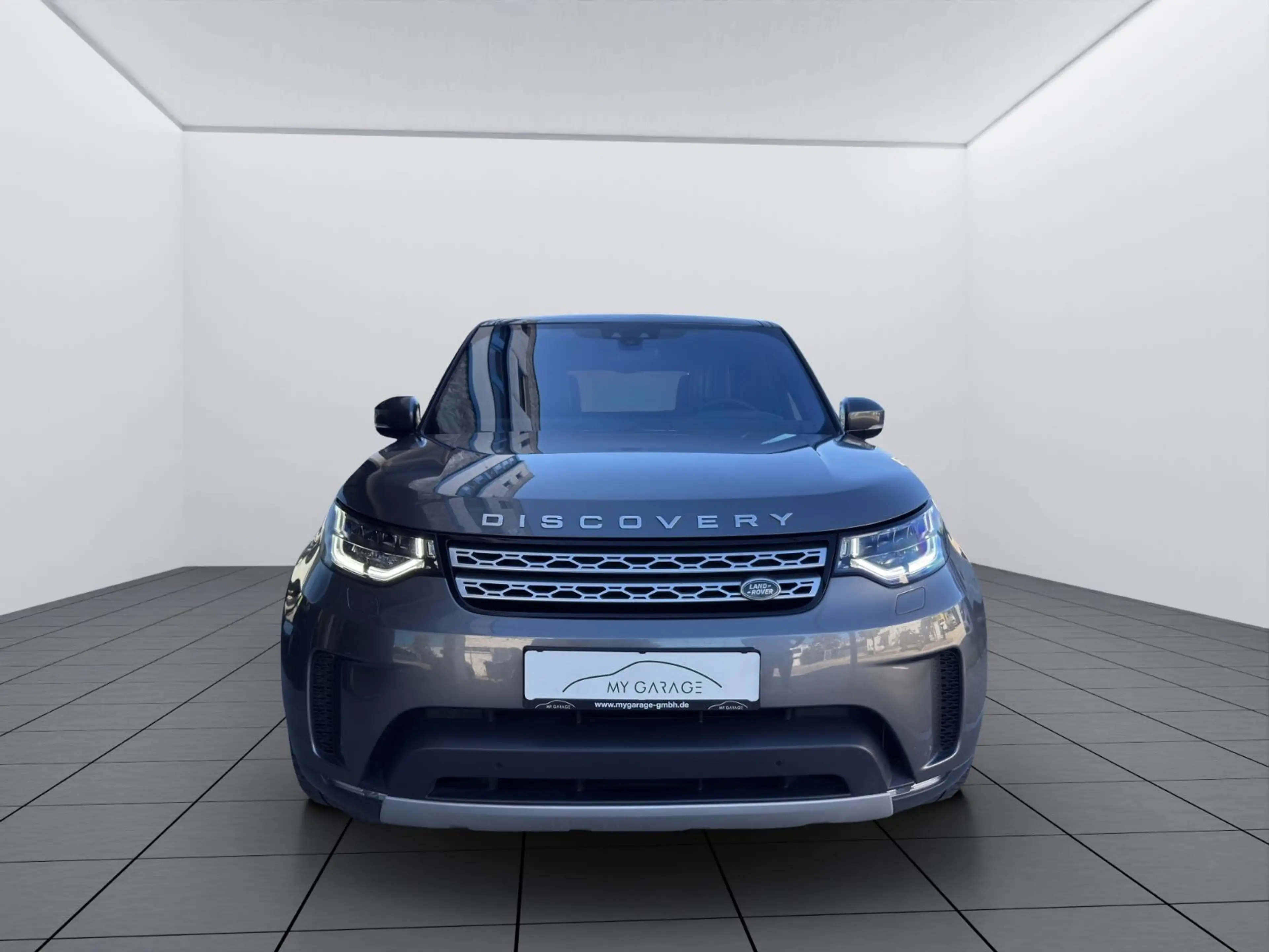 Land Rover Discovery SD6 HSE LUXURY MERIDIAN+PANO+ACC+LED+AHK — photo 2