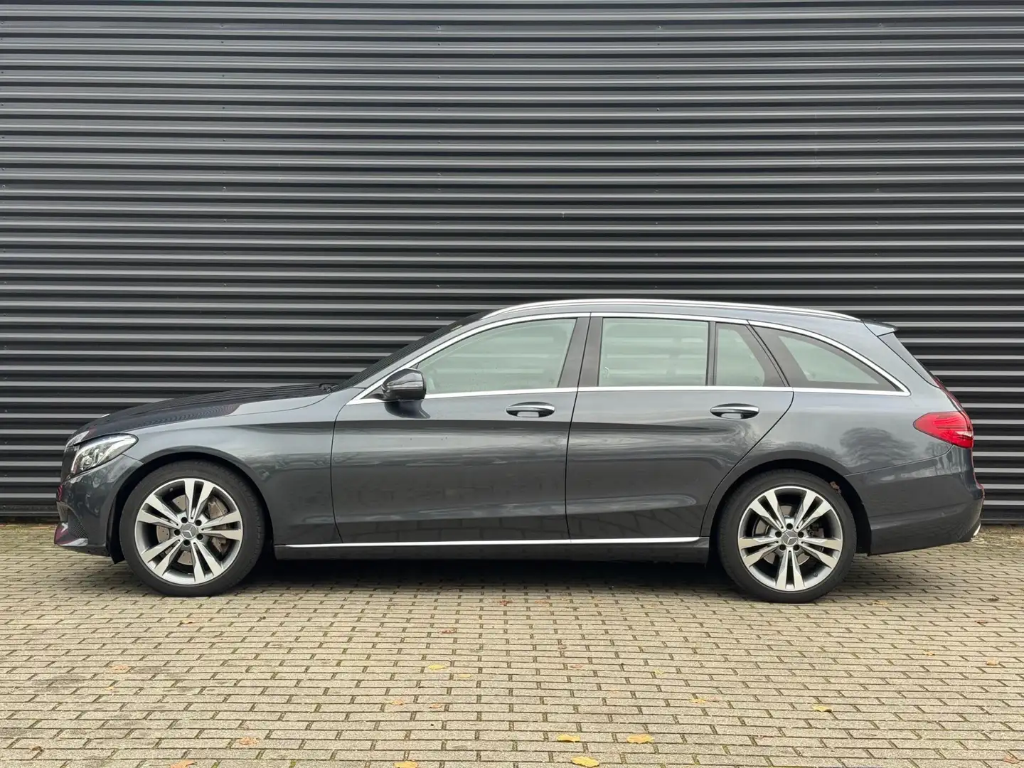Mercedes-Benz C 350 Estate e Lease Edition Burmester • Luchtvering • L Gris - 2