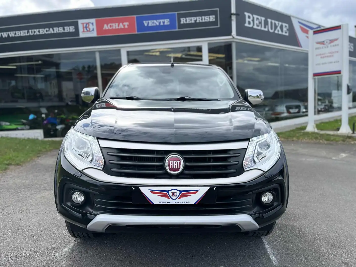 Fiat Fullback 2.4D 4WD*AUTO*CUIR*CLIM*GPS*CAM*REG-VTS*JA* Zwart - 2