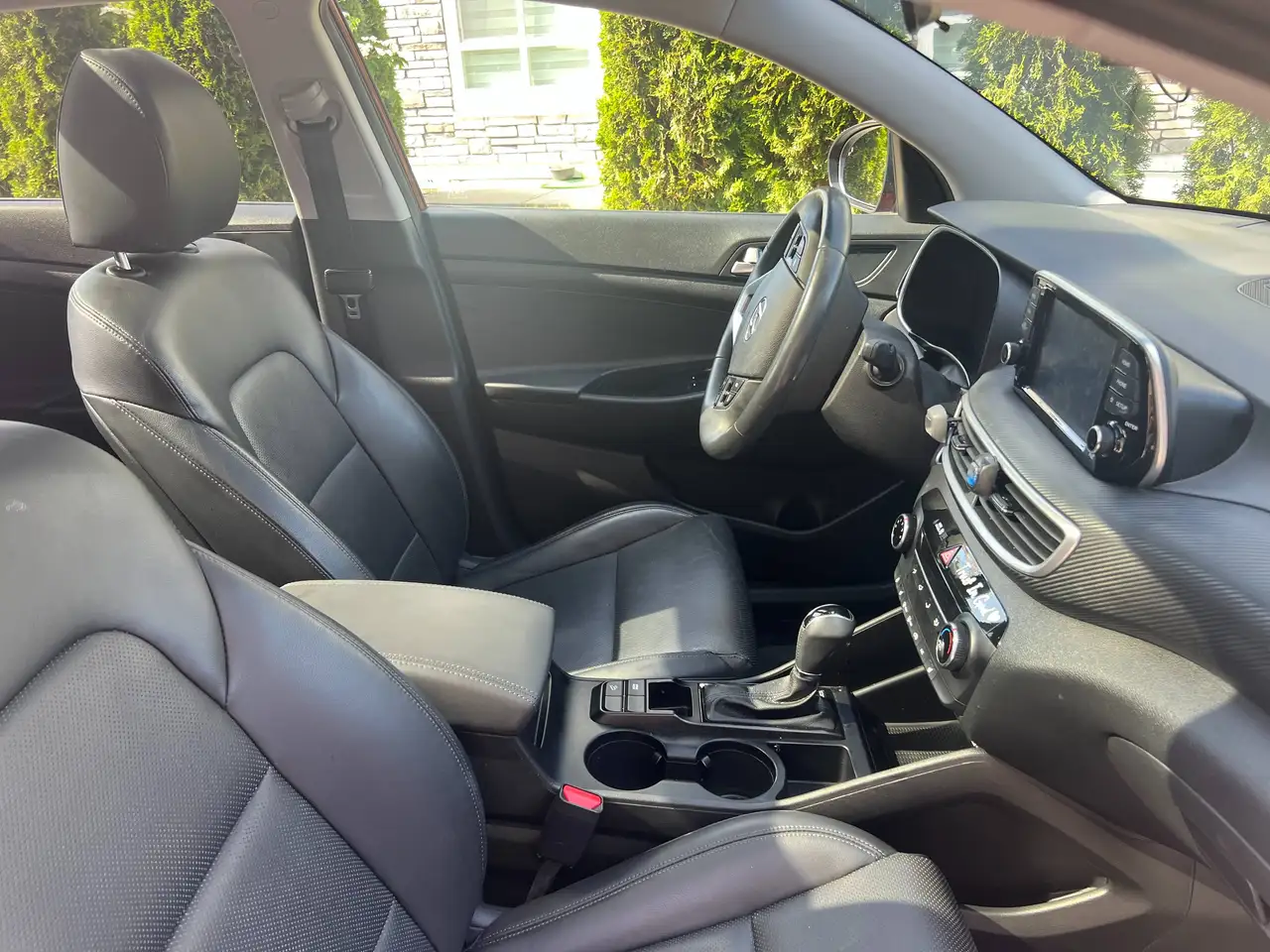 Hyundai TUCSON снимка Hyundai TUCSON