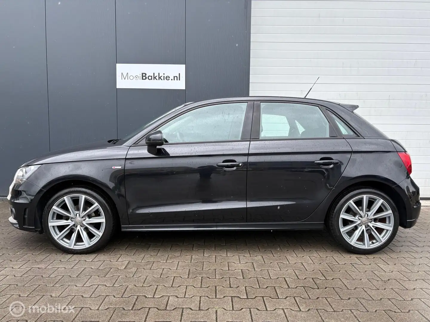 Audi A1 Sportback 1.2 TFSI S-Line NL / 1e Eig. / Dealerond Negro - 2