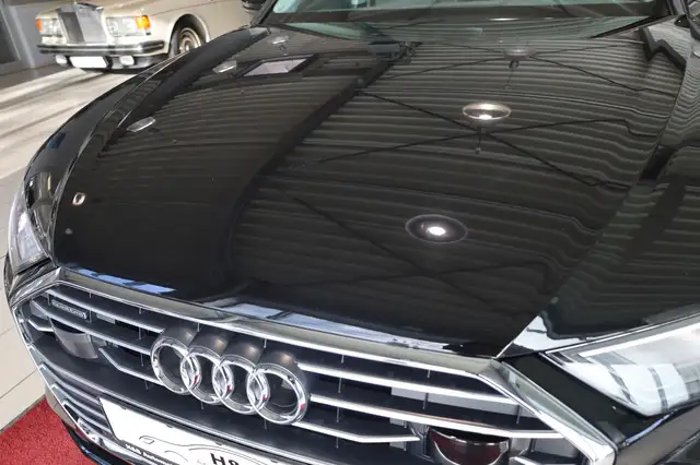 Audi A6 Avant view 11