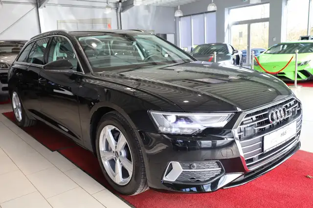 Audi A6 Avant view 9