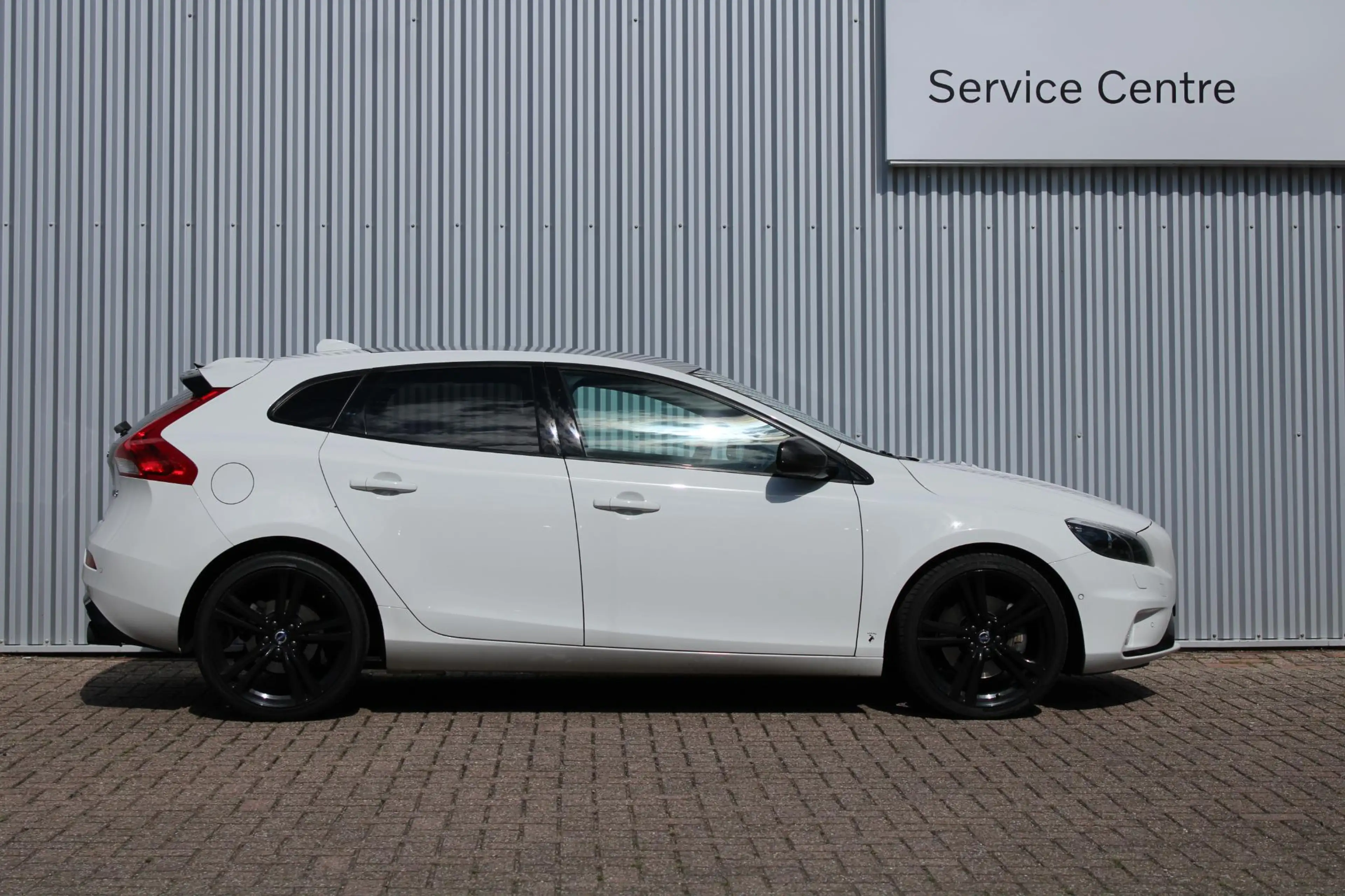 Volvo V40 2.0 T5 Carbon Edition | Active Bi-Xenon koplampen — photo 5