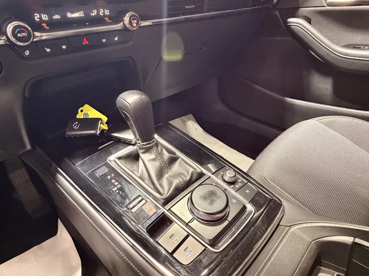 Mazda CX-30 2.0i SKYACTIV-X MHE AWD * GARANTIE 12 MOIS * 1ER PROP *, миниатюра 16
