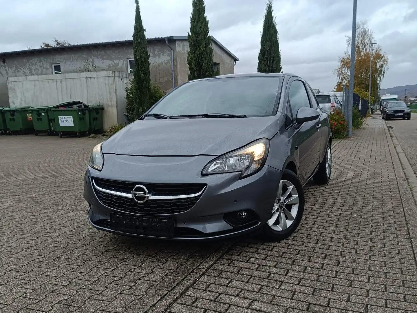 Opel Corsa Active Grau - 2