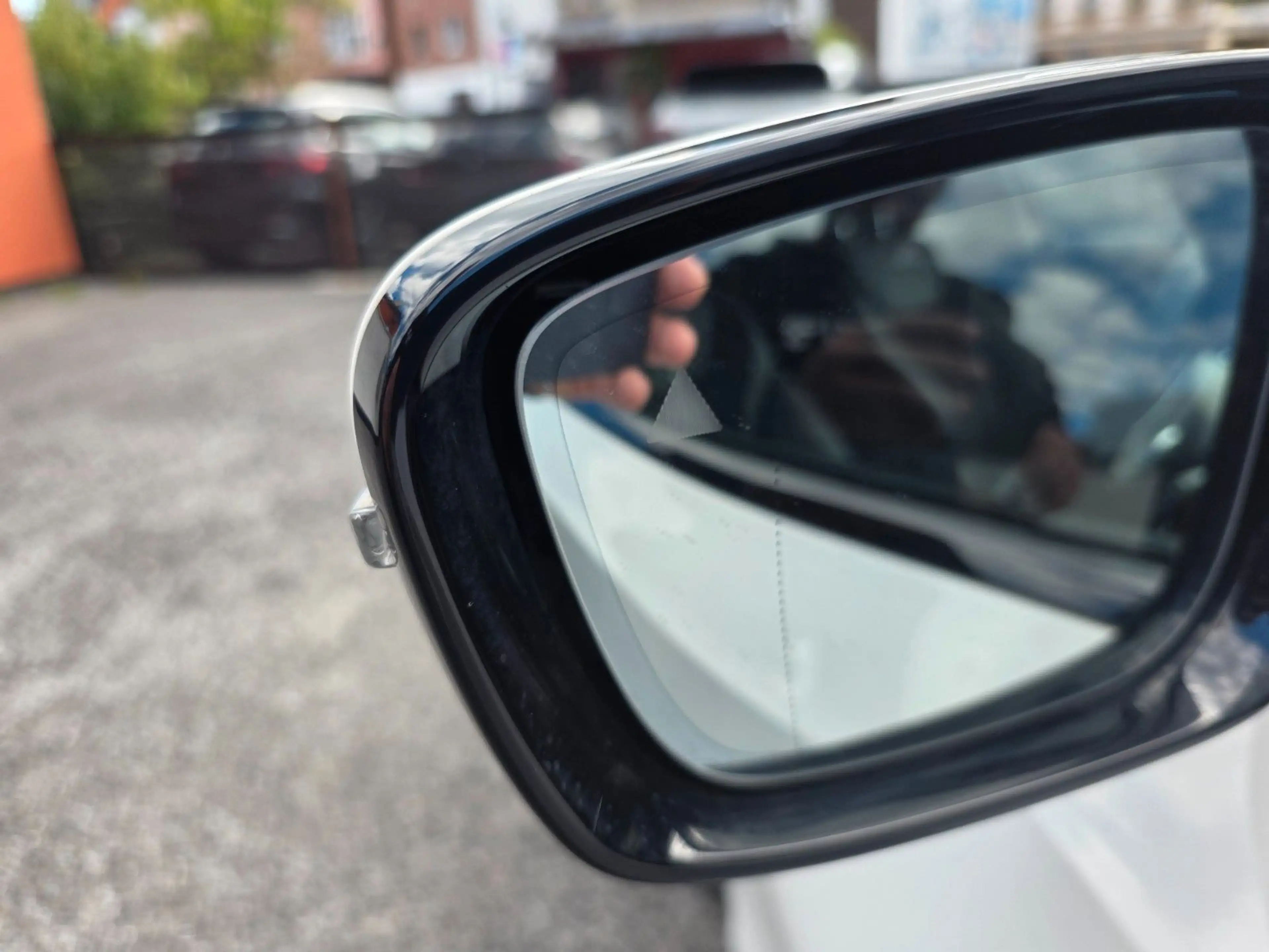 BMW 330 e M Sport Widescreen-HeadUp-Kamera-Ambiente — photo 16
