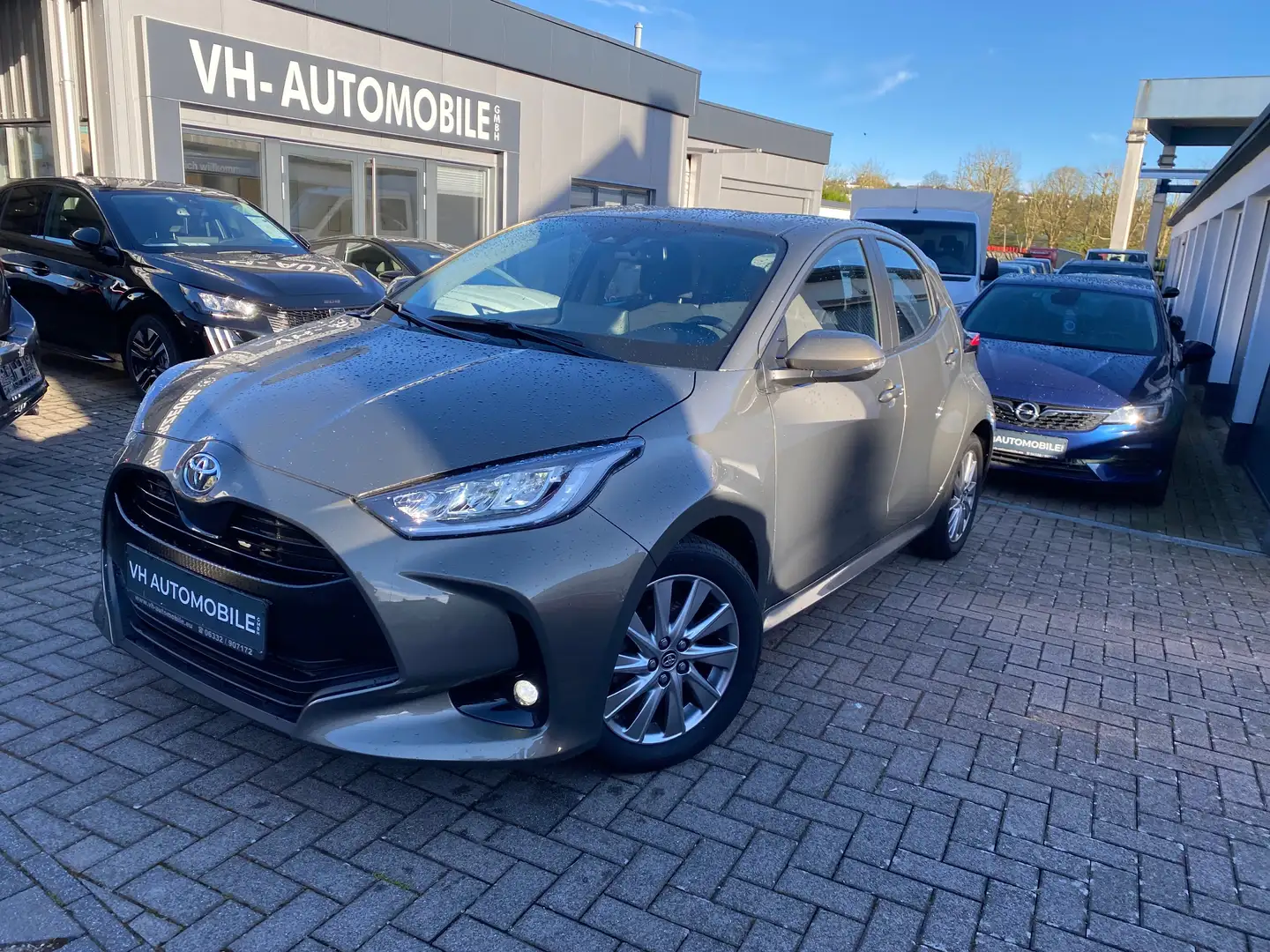 Toyota Yaris 1.5*APPLE&ANDROID+Head-up*Klimaaut+R.KAMERA+Sitzhz Bronze - 2
