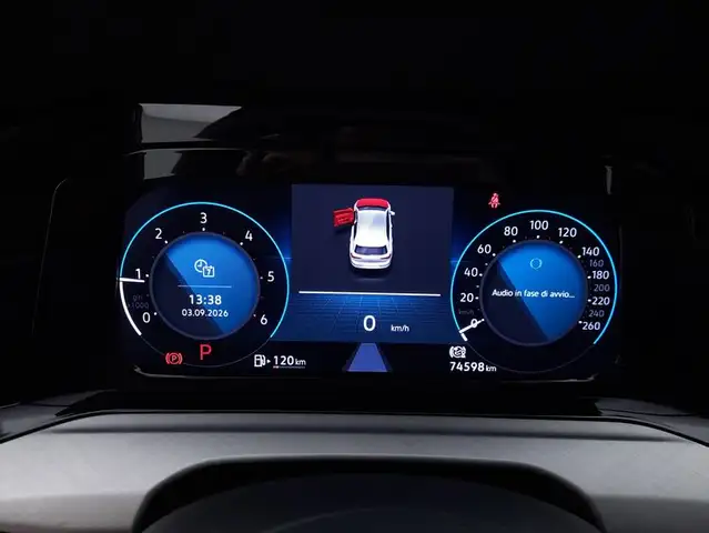 Volkswagen Golf view 12