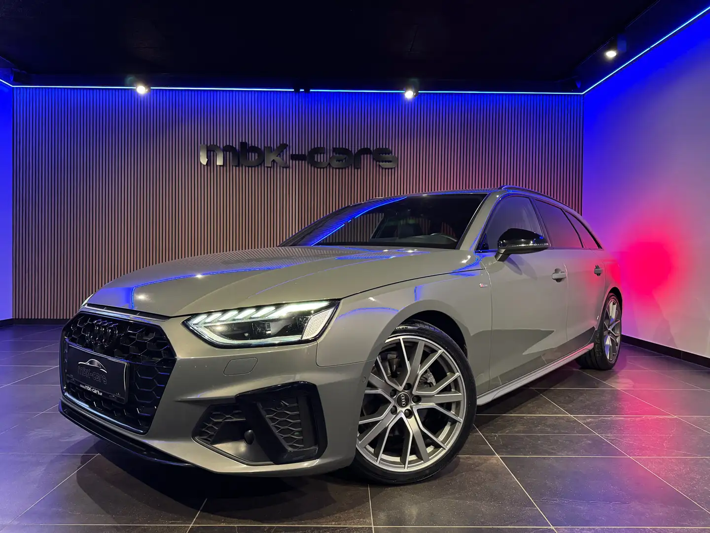 Audi A4 Avant 35 TDI S line *Vollausstattung, S-Sitze** Grau - 1