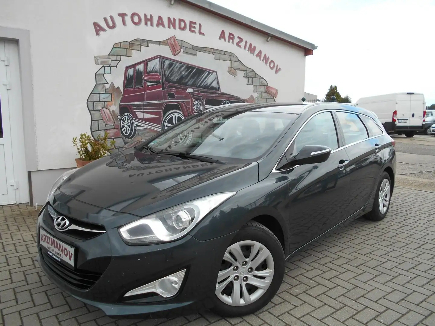 Hyundai i40 1.6 CRDI CW FIFA World Cup Edition KLIMA Grau - 1