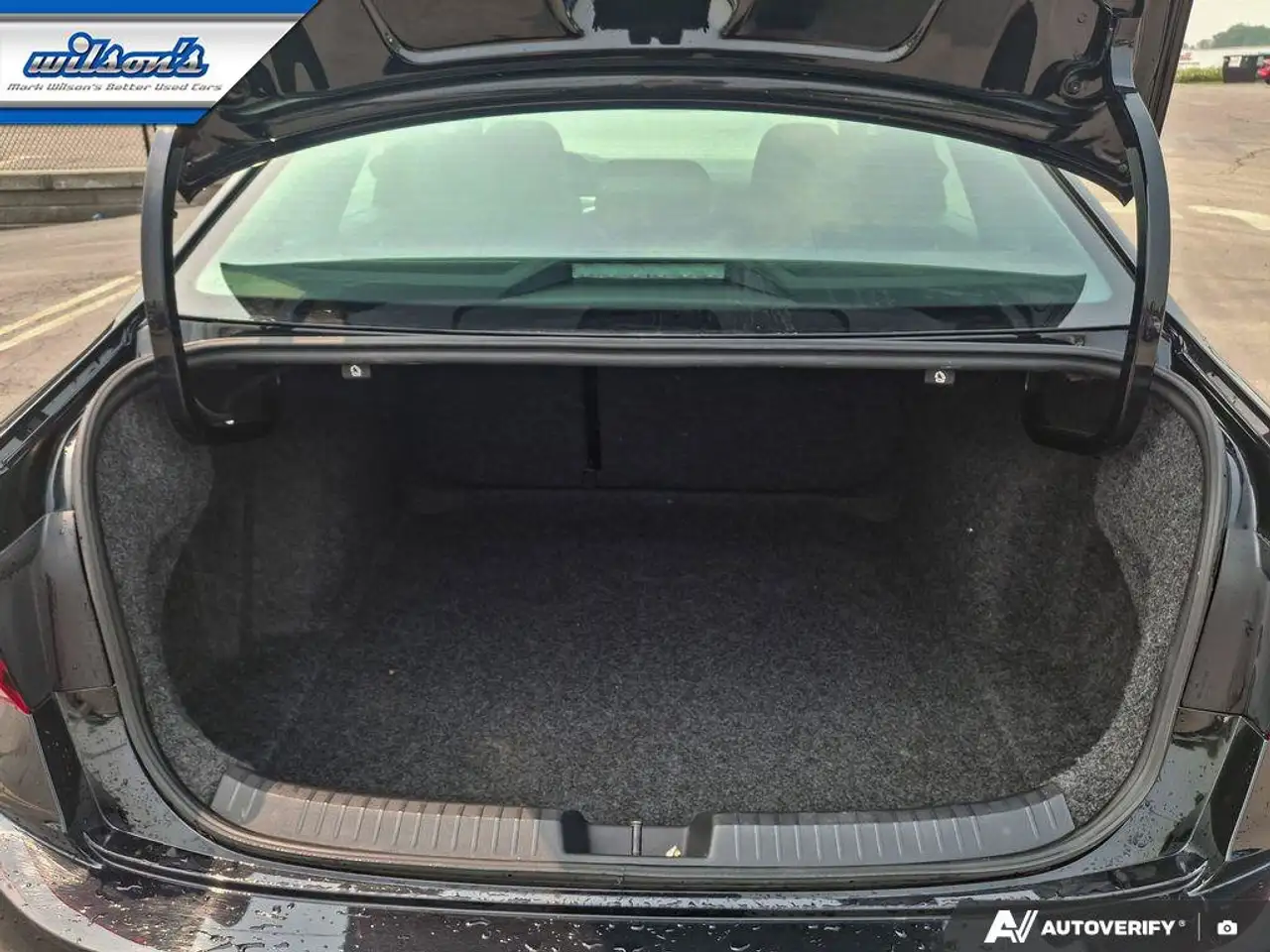 Volkswagen Jetta photo Volkswagen Jetta