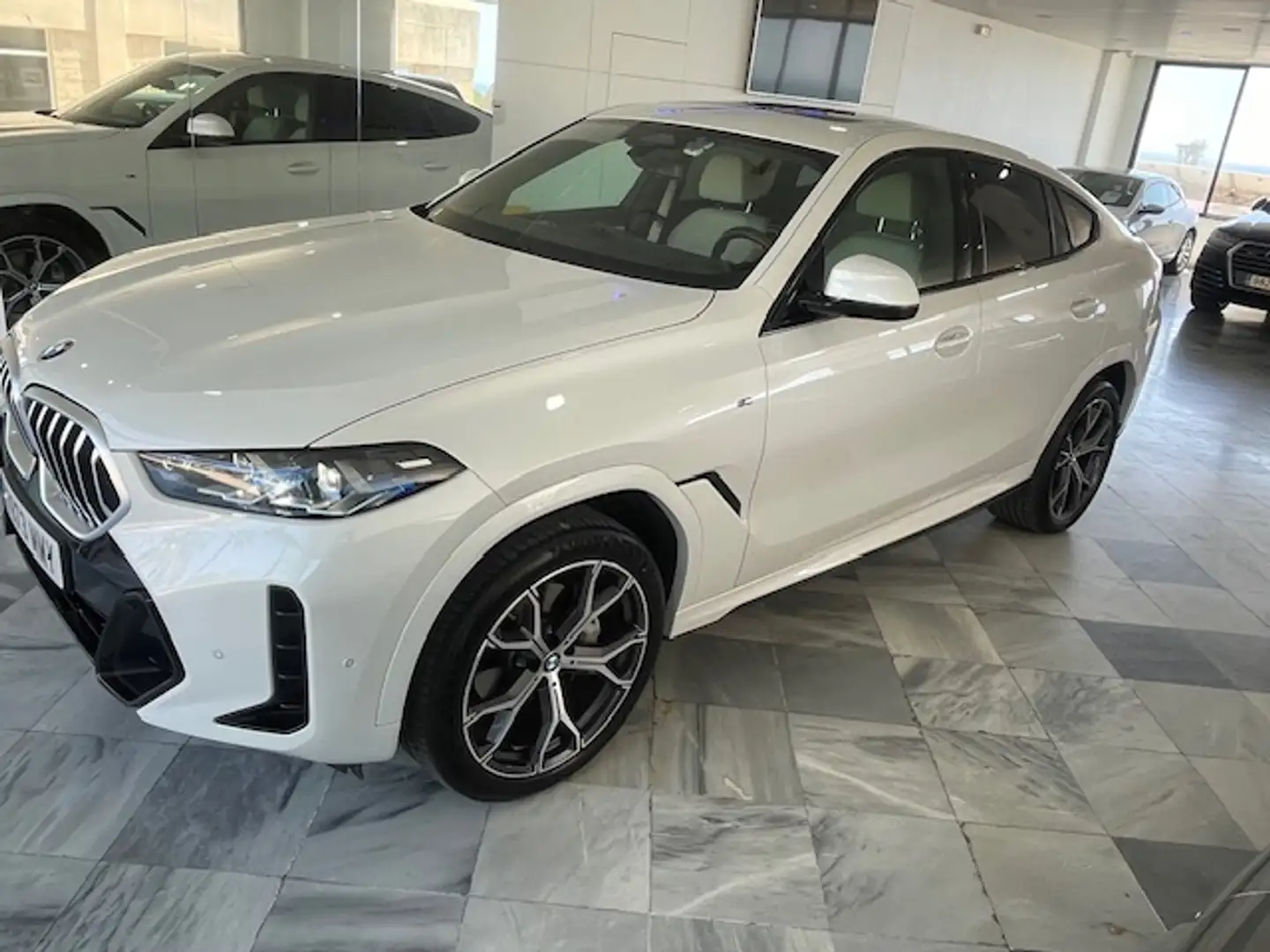 BMW X6 xDrive 40dA M Sport Pro Blanc - 1