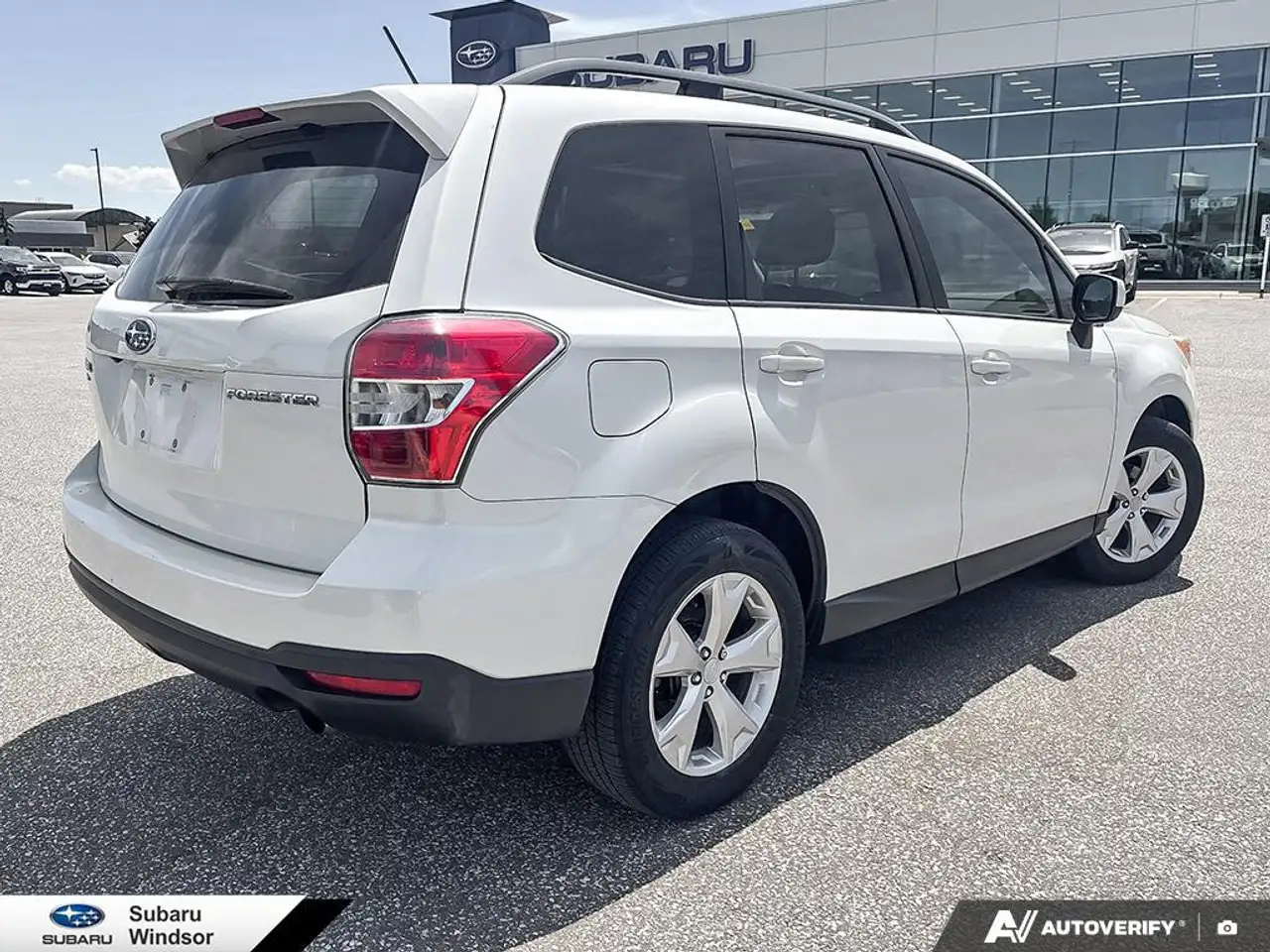 Subaru Forester photo Subaru Forester