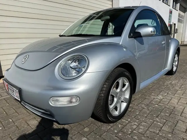 Volkswagen Beetle 1.4 mit Klimaanlage 70000km 1 Hand