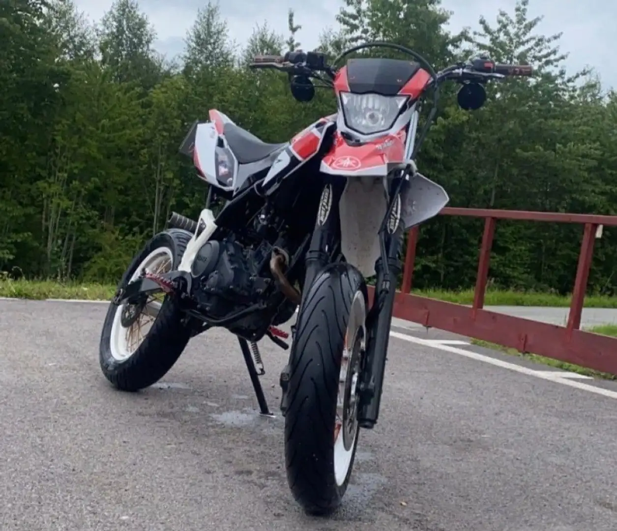Yamaha WR 125 X Rouge - 1