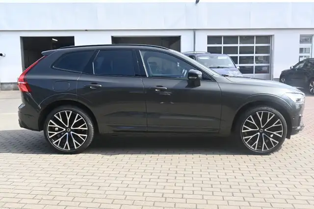 Volvo XC60 view 6
