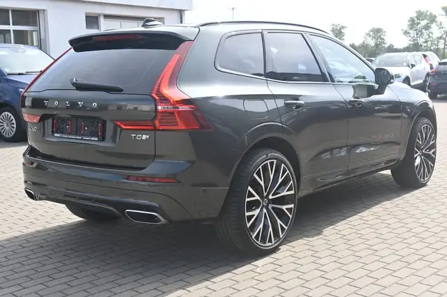 Volvo XC60 view 5