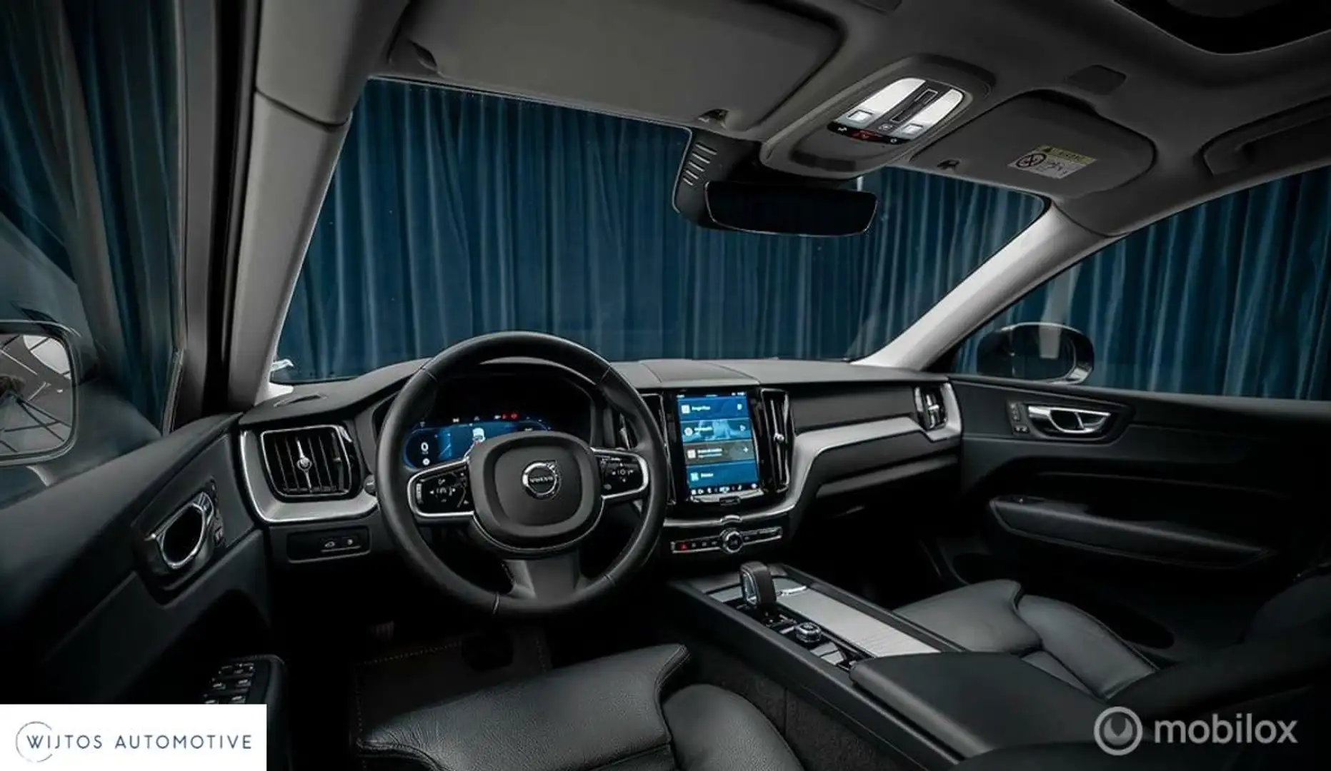 Volvo XC60 2.0 T6 Plug-in hybrid AWD Plus Dark, pano, trekh Schwarz - 2