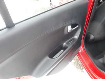 Bild 11 Kia Picanto 5-Türer 1.0 Dream Team Edition