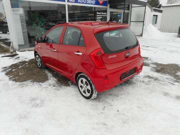 Bild 6 Kia Picanto 5-Türer 1.0 Dream Team Edition