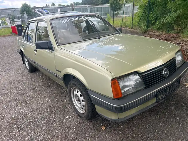 Opel Ascona Schiebedach , Automatikgetriebe. Bj 1984