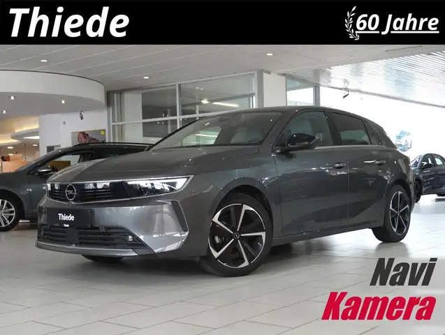 Opel Astra main image