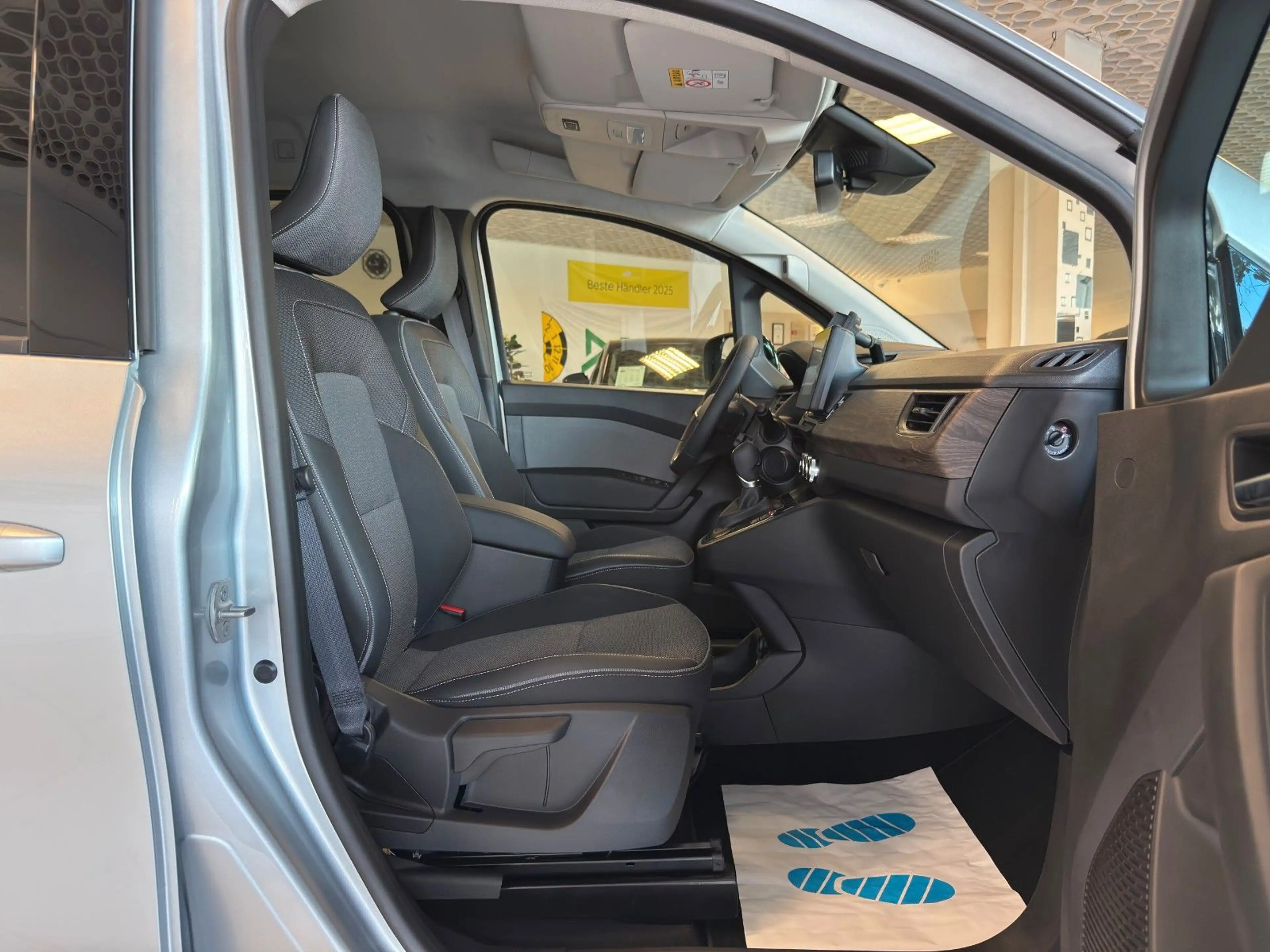 Renault Kangoo Grand Kangoo III Techno*7Sitzer*Navi*Kam* — photo 14
