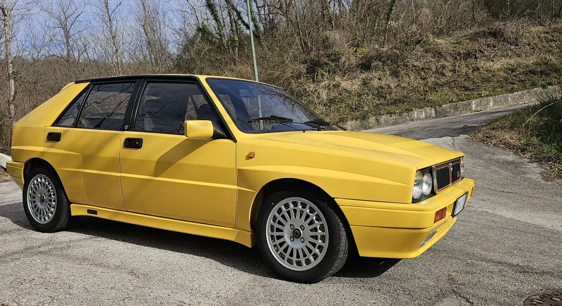Lancia Delta 2.0 16v HF Integrale - 1