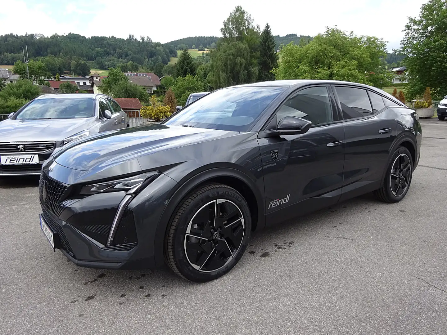 Peugeot 408 PHEV 180 e-EAT8 GT,AHK,LED-Matrix Scheinwerfer,... Grau - 1